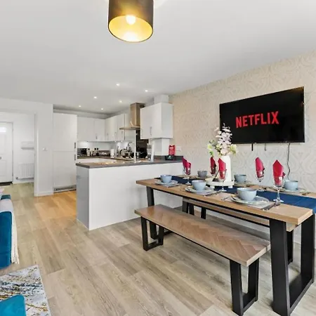 Urban Oasis Luxe In Bris - Sleeps 14 - Parking - Free Wifi - Garden Σπίτι διακοπών Μπρίστολ
