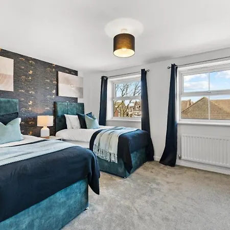 Urban Oasis Luxe In Bris - Sleeps 14 - Parking - Free Wifi - Garden Feriehus Bristol